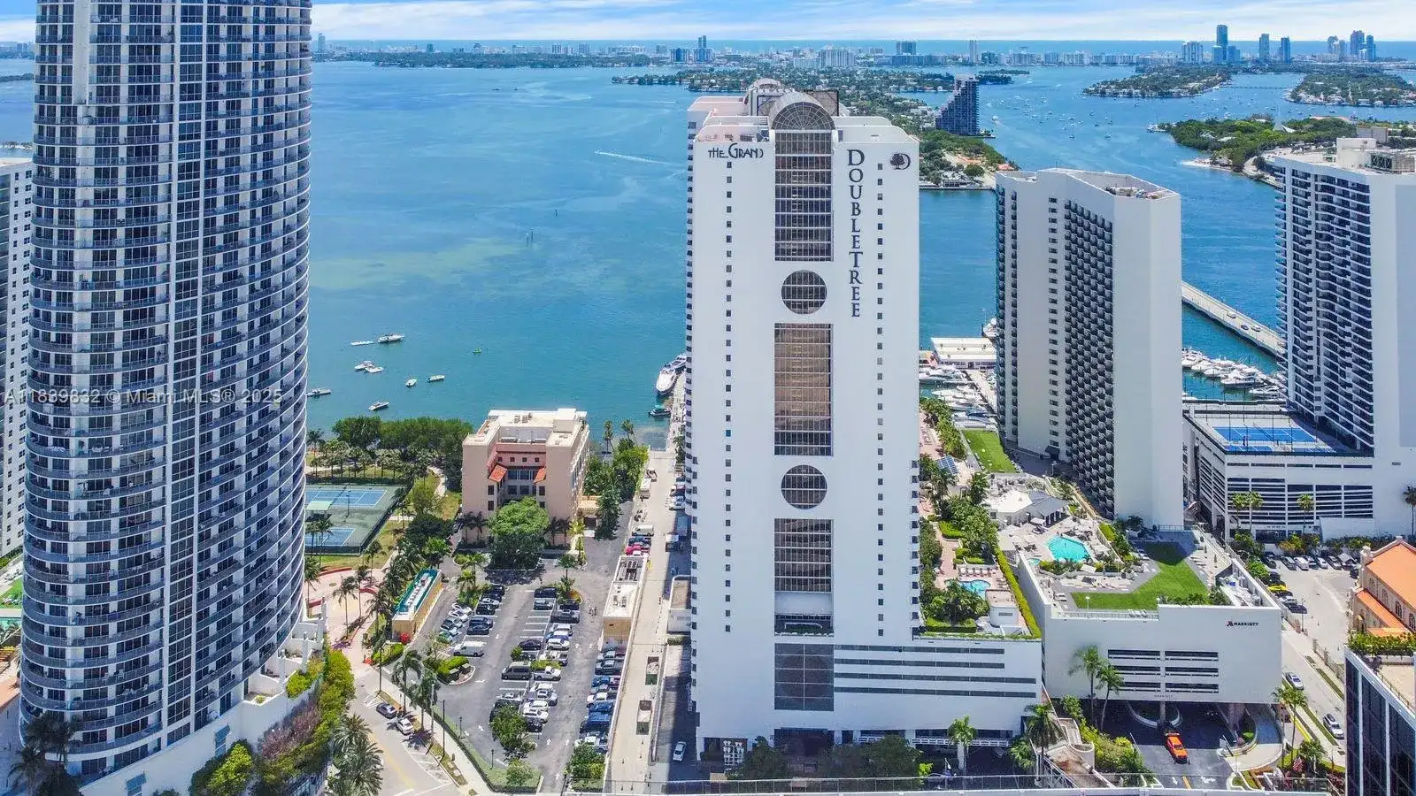 1717 N Bayshore Dr # 2635, Miami FL 33132 photo 2