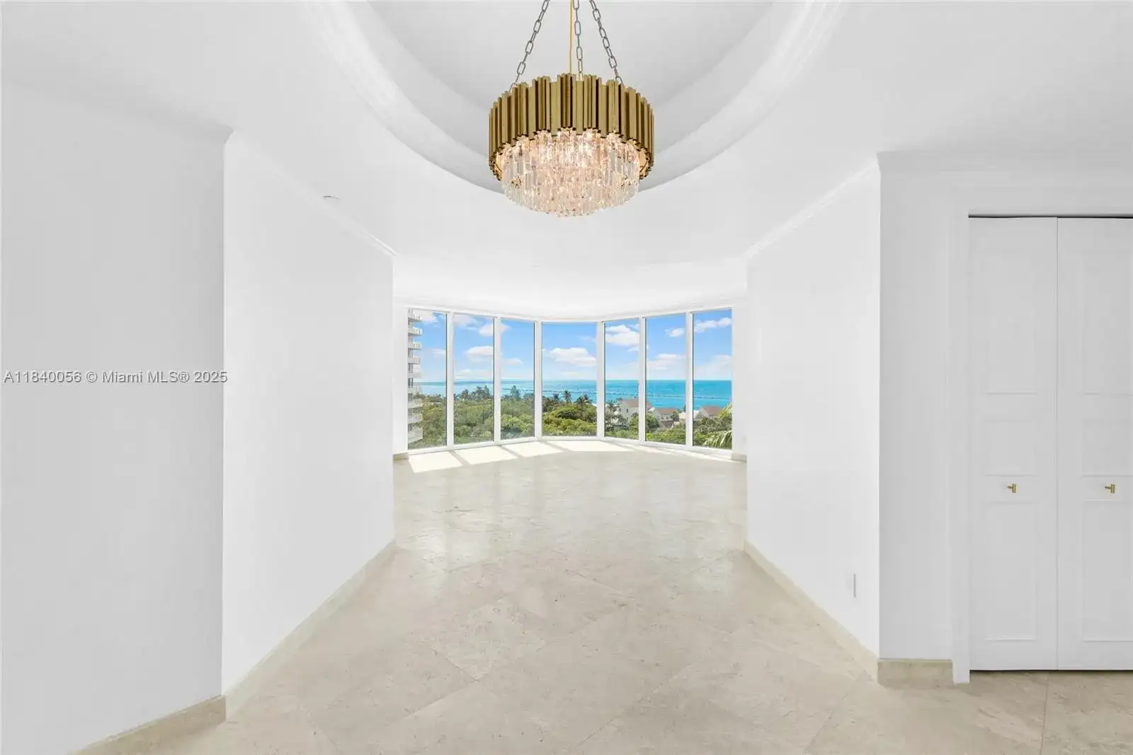 300 S Pointe Drive # 801, Miami Beach FL 33139 photo 5
