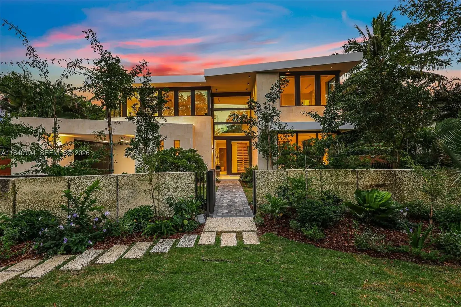 3860 Little Ave, Miami FL 33133