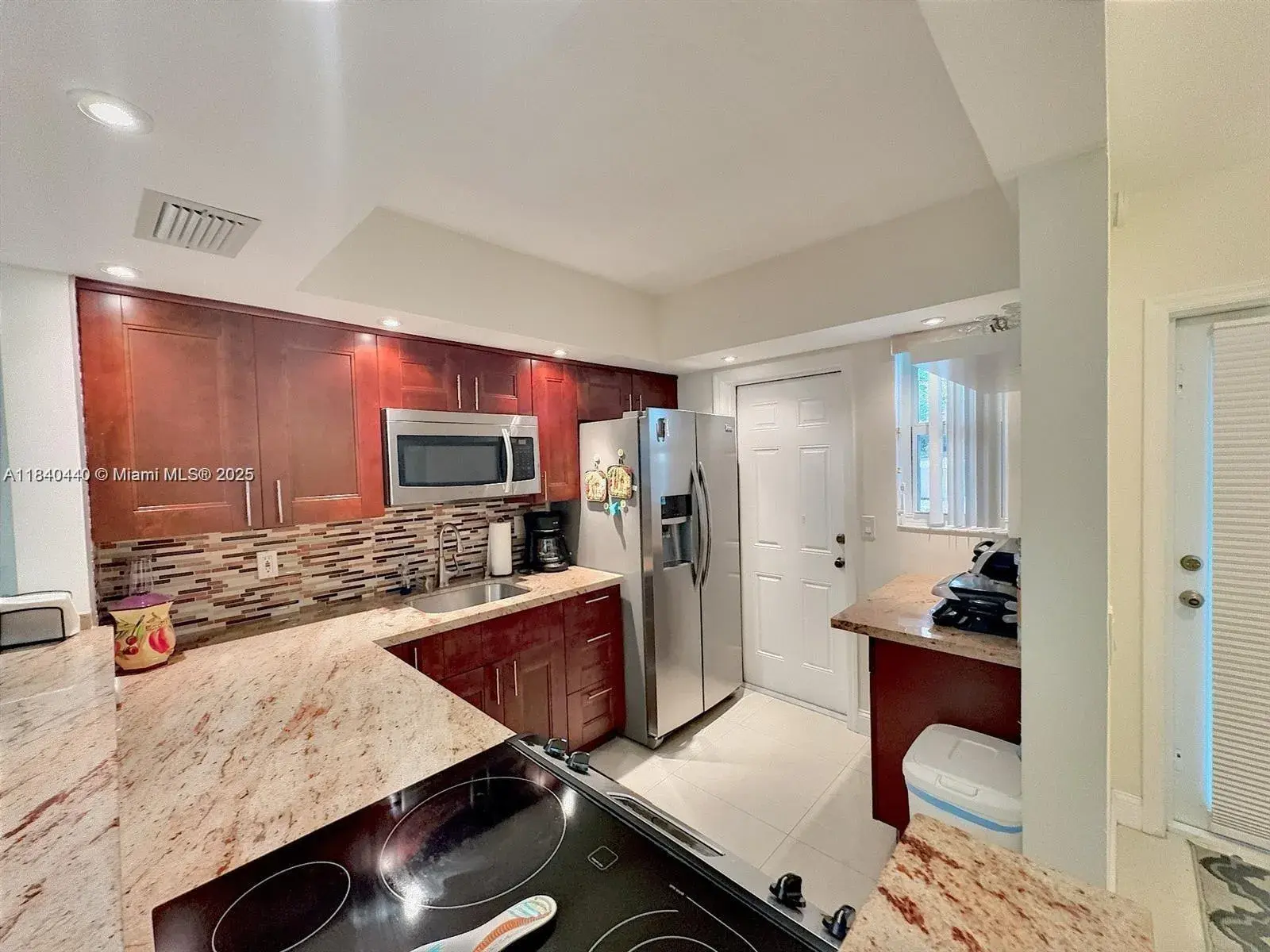 1333 E Hallandale Beach # 106, Hallandale Beach FL 33009