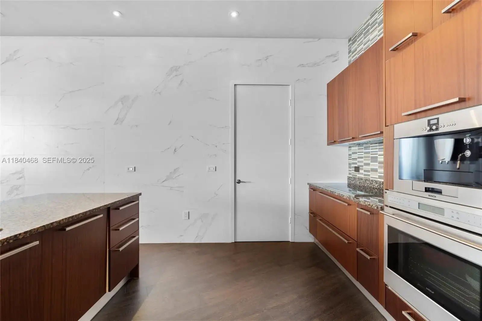 16001 Collins Ave, Sunny Isles Beach FL 33160 photo 5