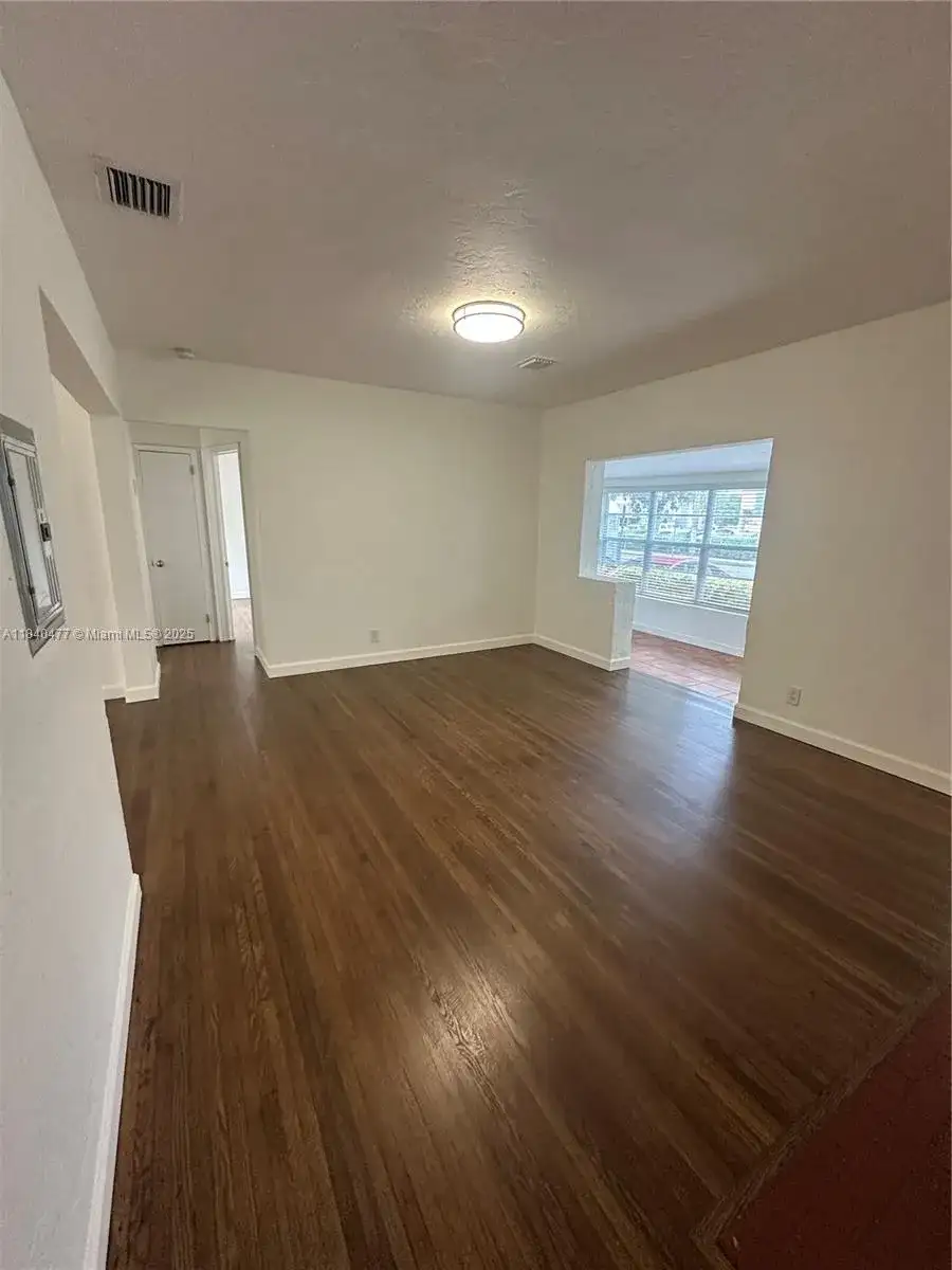 711 SW 39th Ave, Miami FL 33134 photo 3