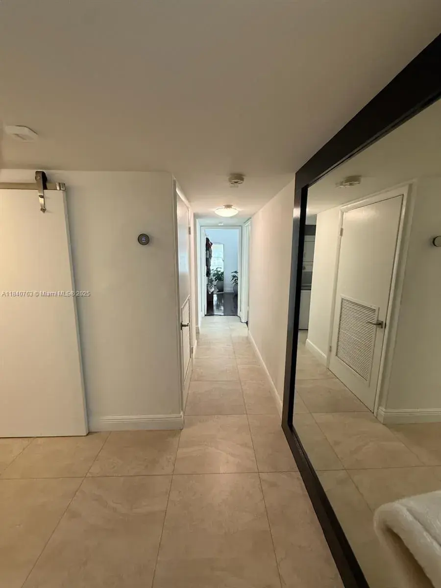 600 NE 36th St # 204, Miami FL 33137