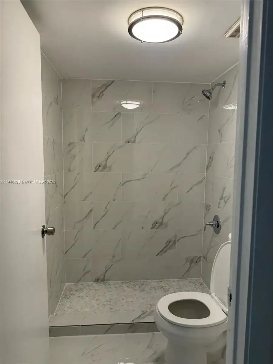 7010 NW 179th St # 105, Hialeah FL 33015 photo 5
