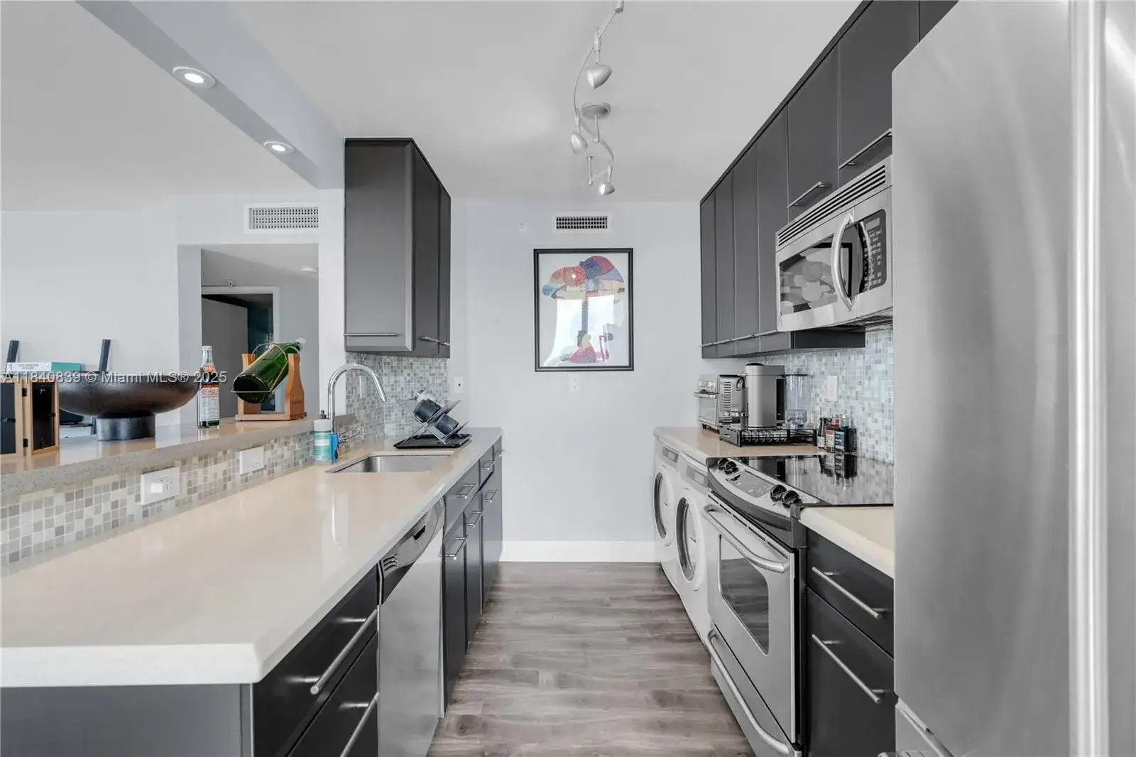 1688 West Ave # 1209, Miami Beach FL 33139 photo 5