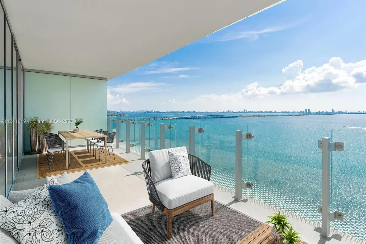 700 NE 26th Ter, Miami FL 33137