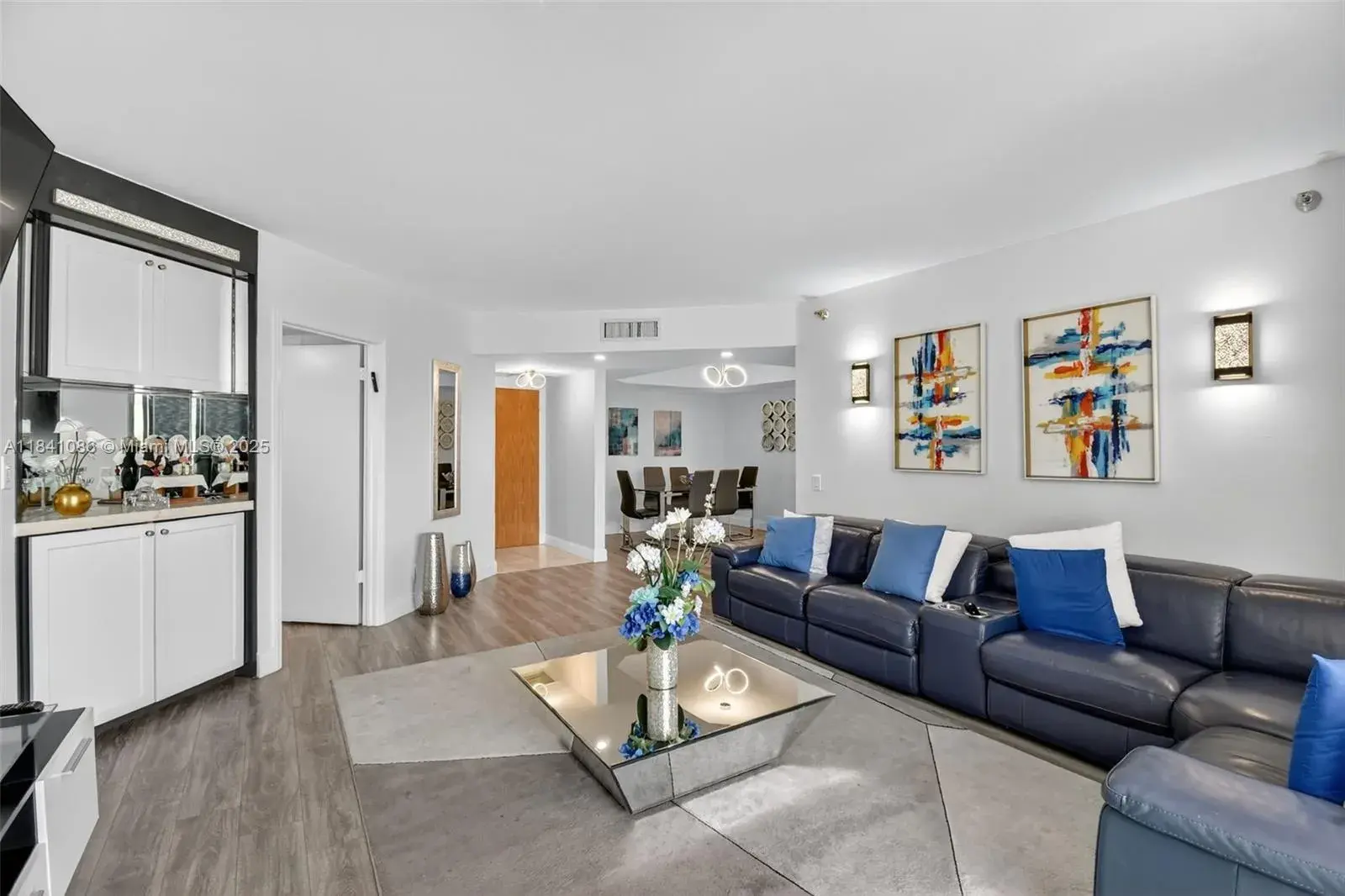 3640 Yacht Club Dr # 410, Aventura FL 33180