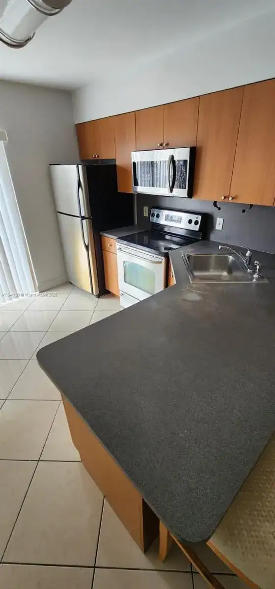 5440 W 21st Ct # 303, Hialeah FL 33016 photo 5