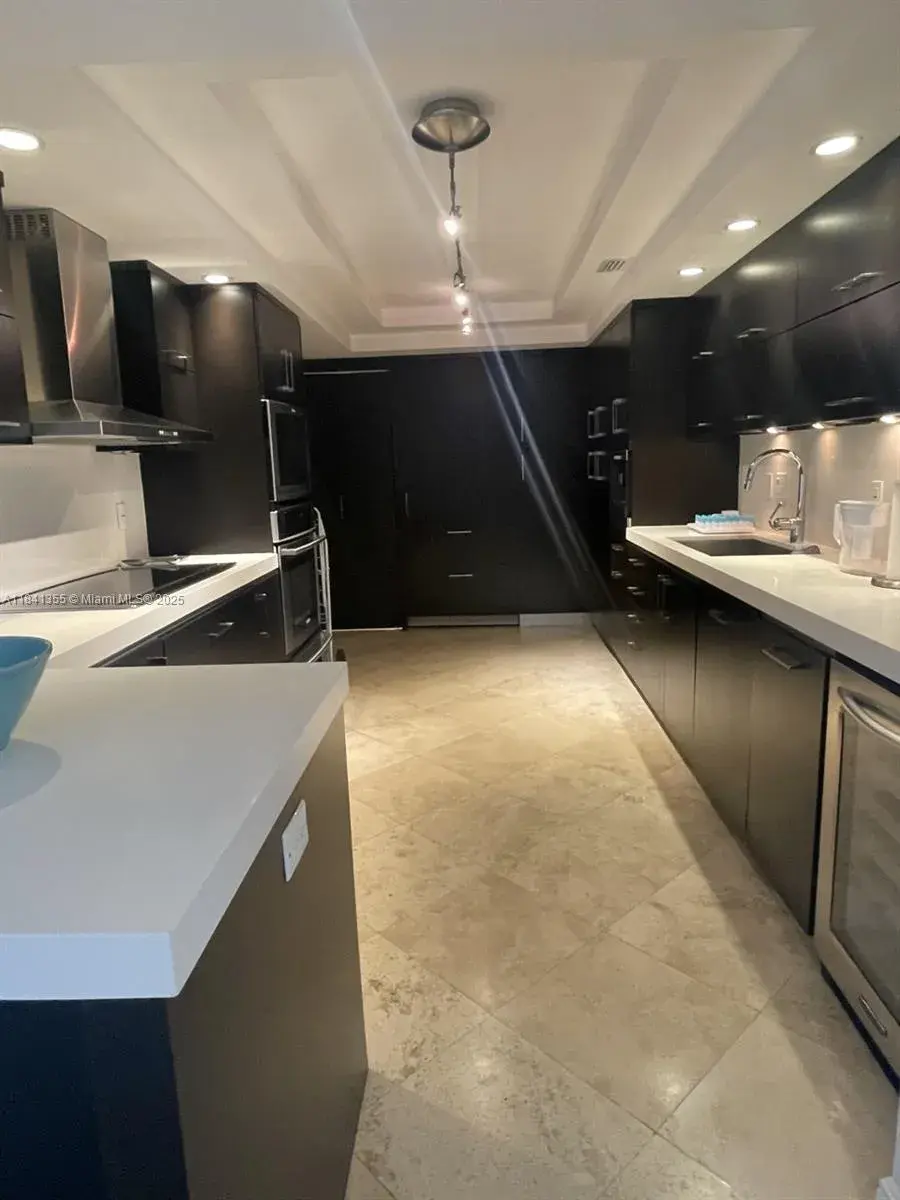 1121 Crandon Blvd # E1205, Key Biscayne FL 33149