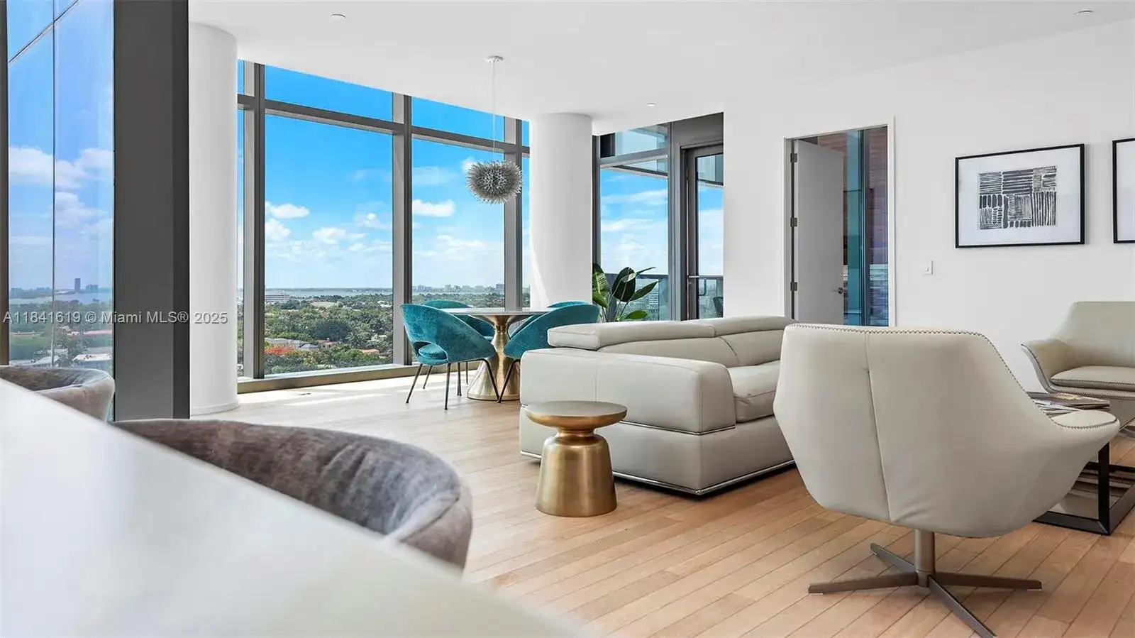 2901 Collins Ave # 1403, Miami Beach FL 33140 photo 3