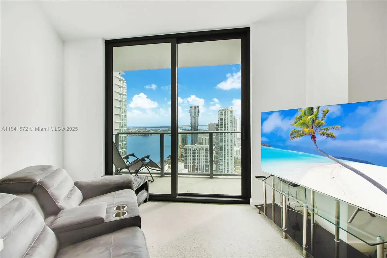 501 NE 31st St # 3607, Miami FL 33137 photo 3