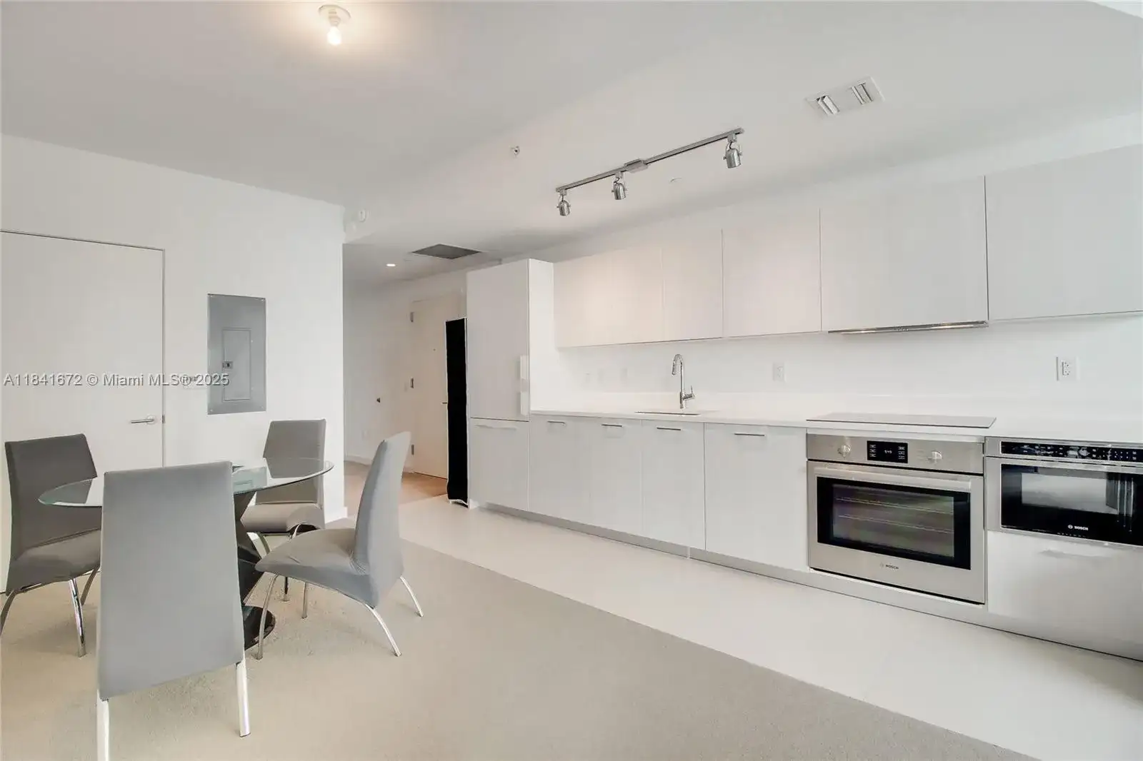 501 NE 31st St # 3607, Miami FL 33137 photo 4