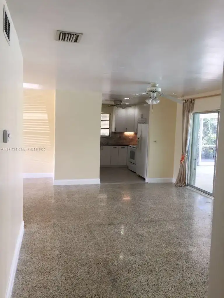 9925 SW 84 St, Miami FL 33173 photo 5
