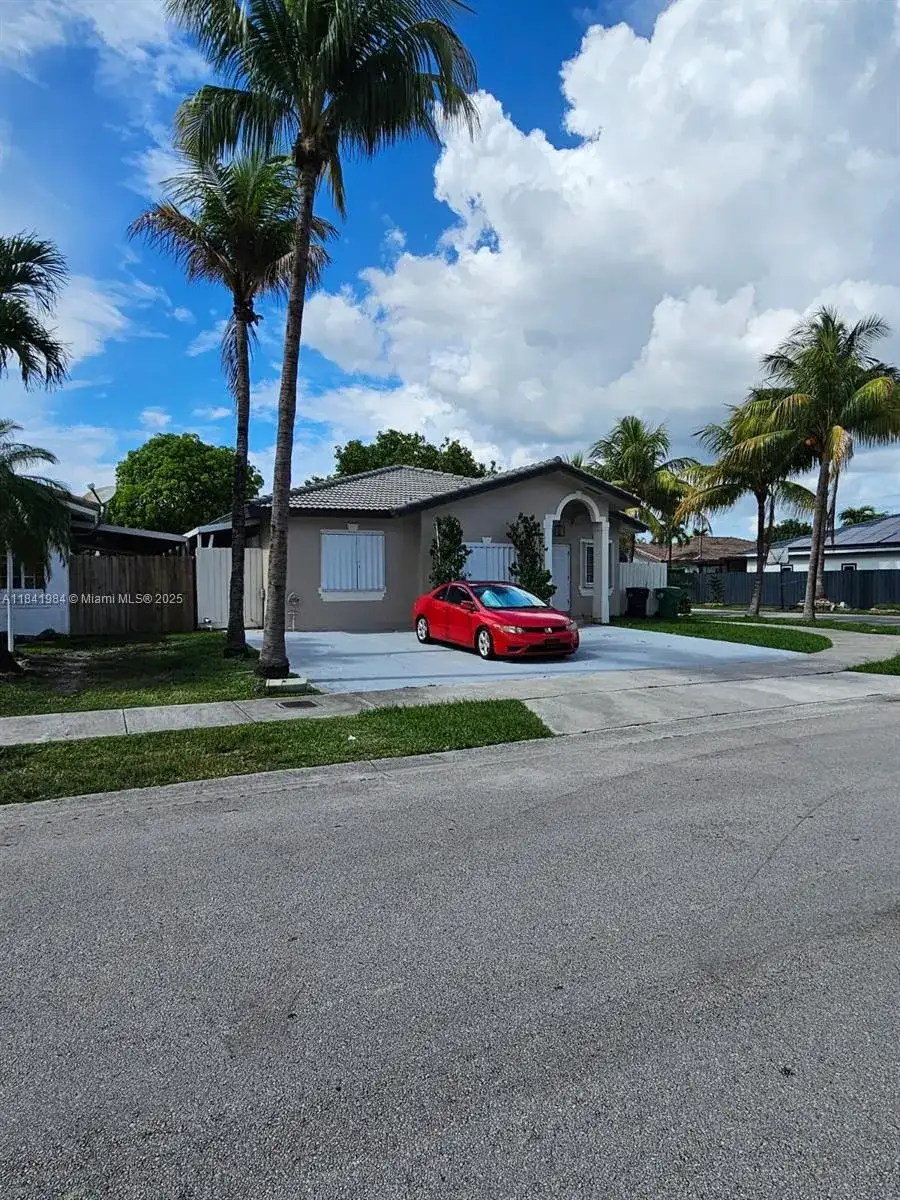 13 ST SW 13941 # 0, Miami FL 33184 photo 2