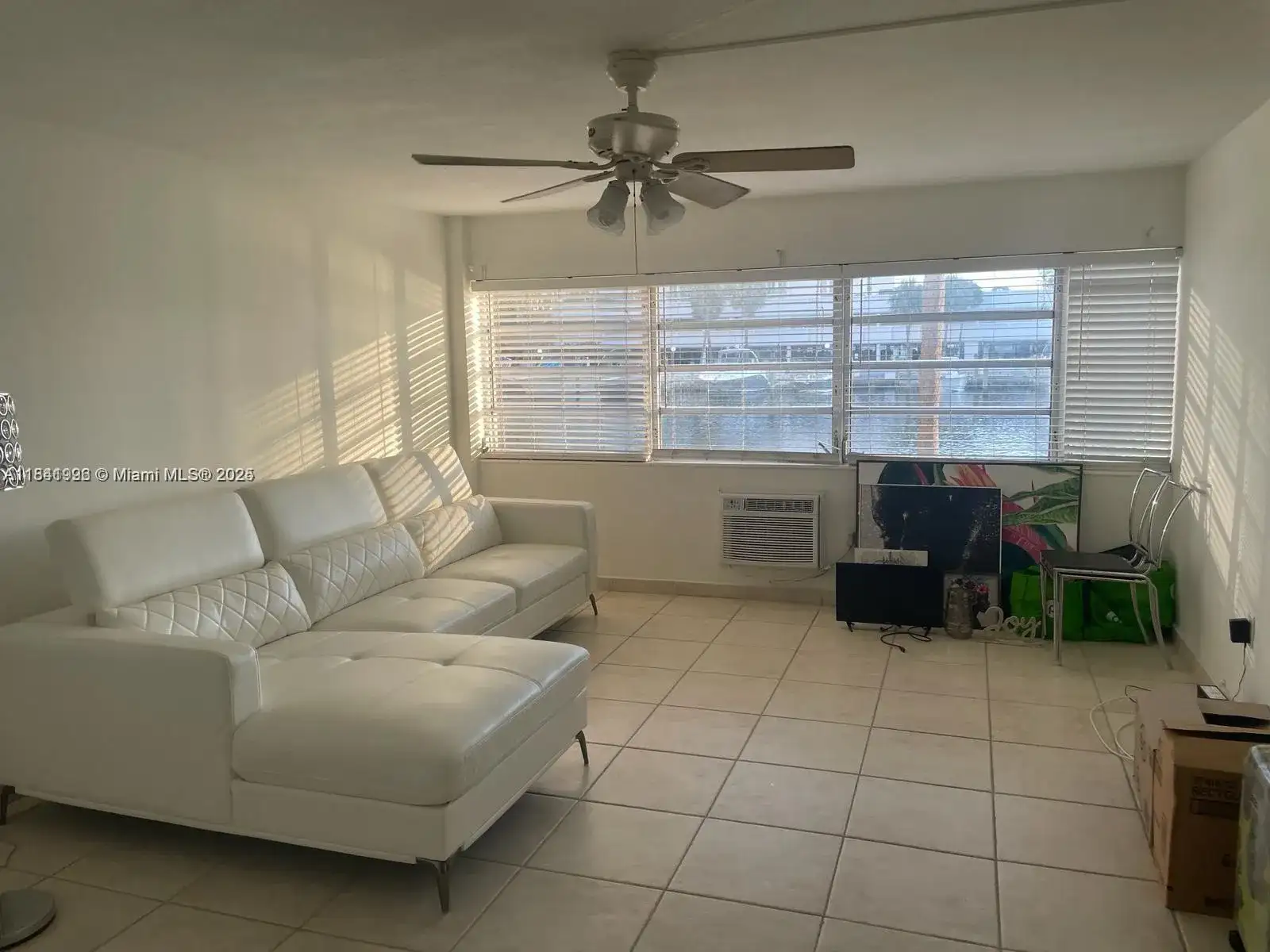 220 Kings Point Dr # 102, Sunny Isles Beach FL 33160 photo 3