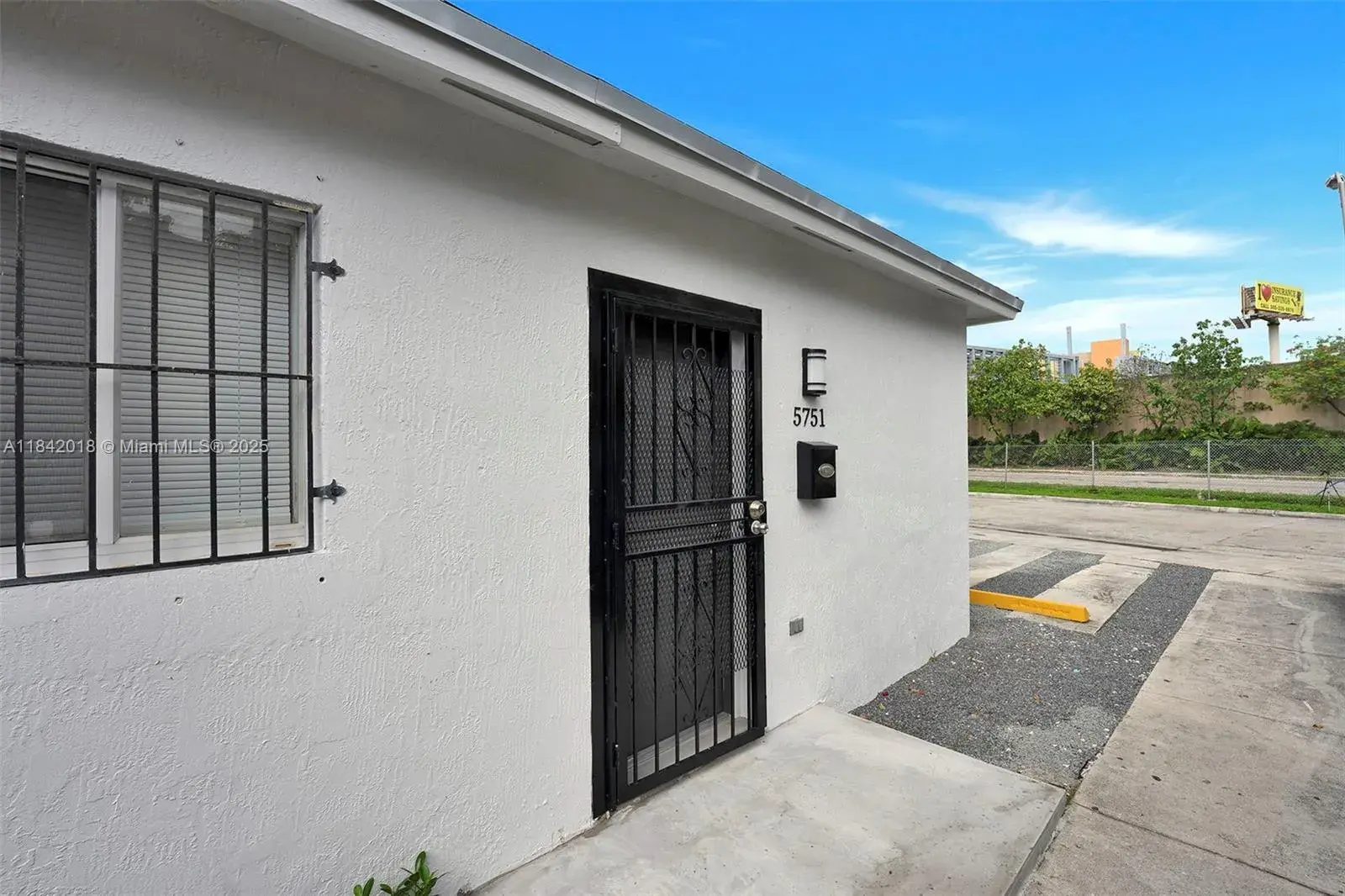 5753 NW 6 AVE # 5751, Miami FL 33137