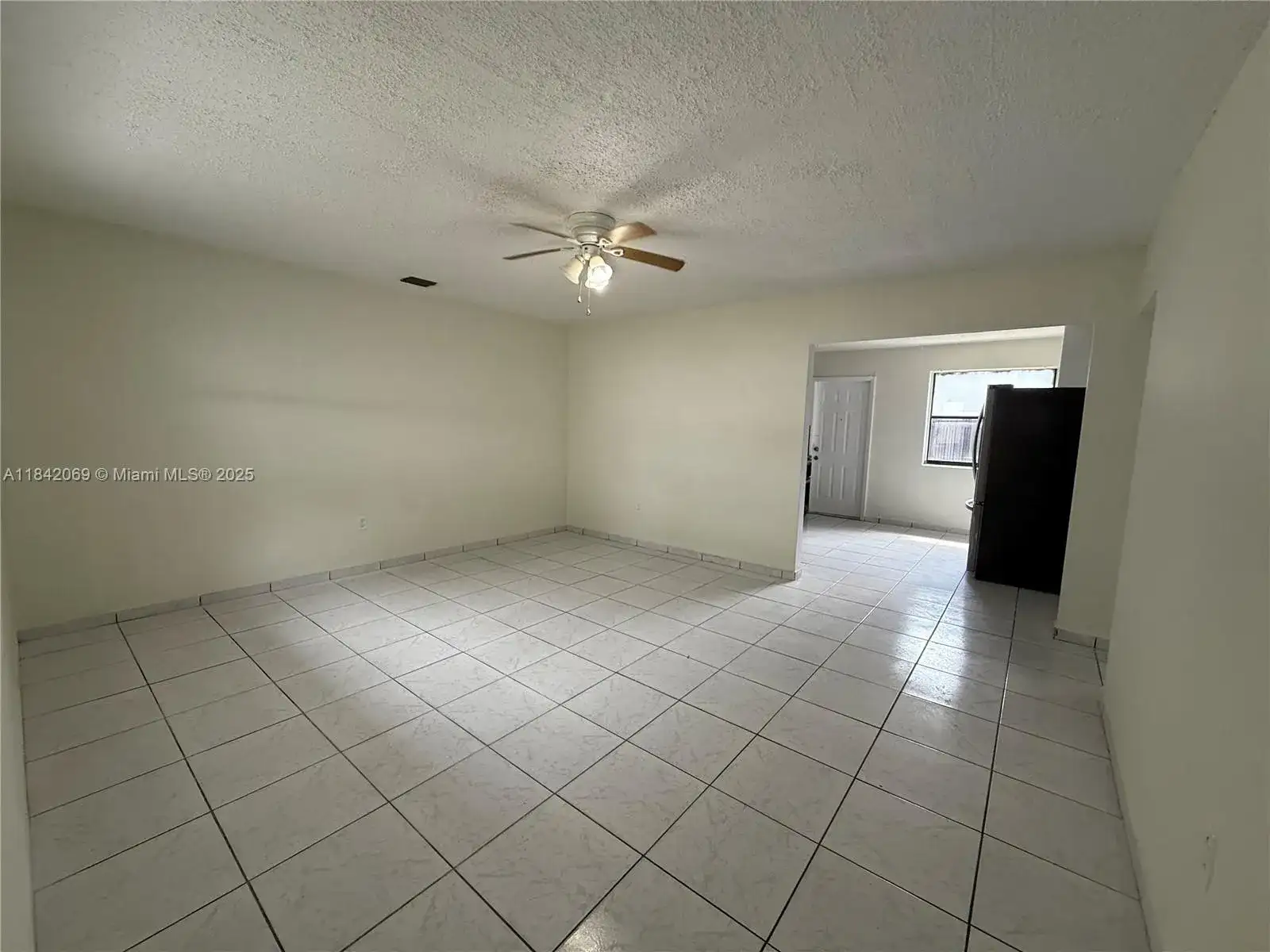 2146 NW 18th terr # A, Miami FL 33125 photo 5
