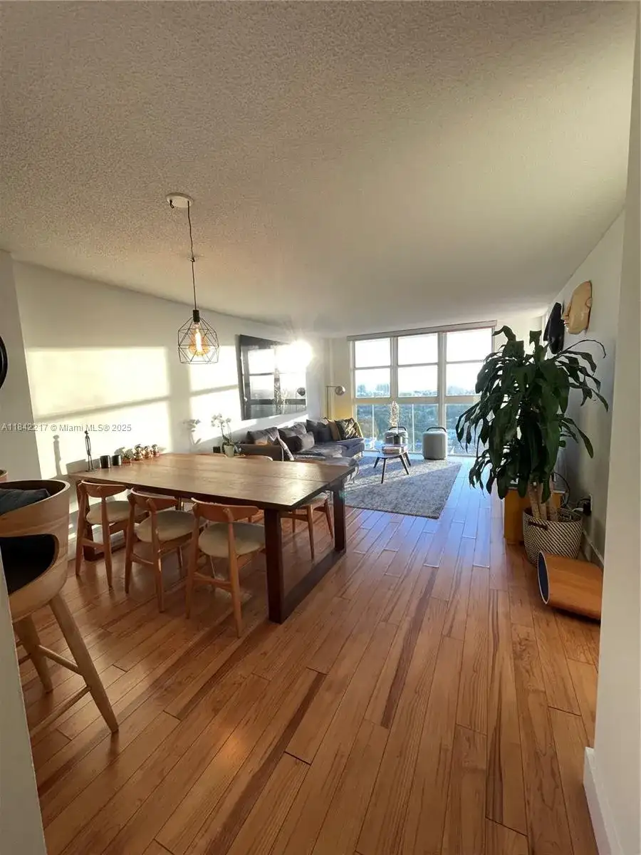 1228 West Ave # 1510, Miami Beach FL 33139 photo 4