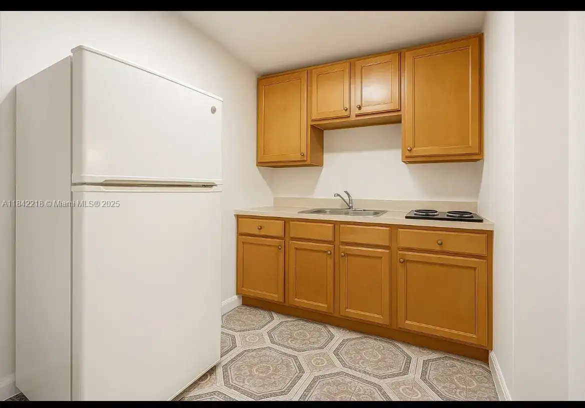 2731 NW 100th St # B, Miami FL 33147 photo 5