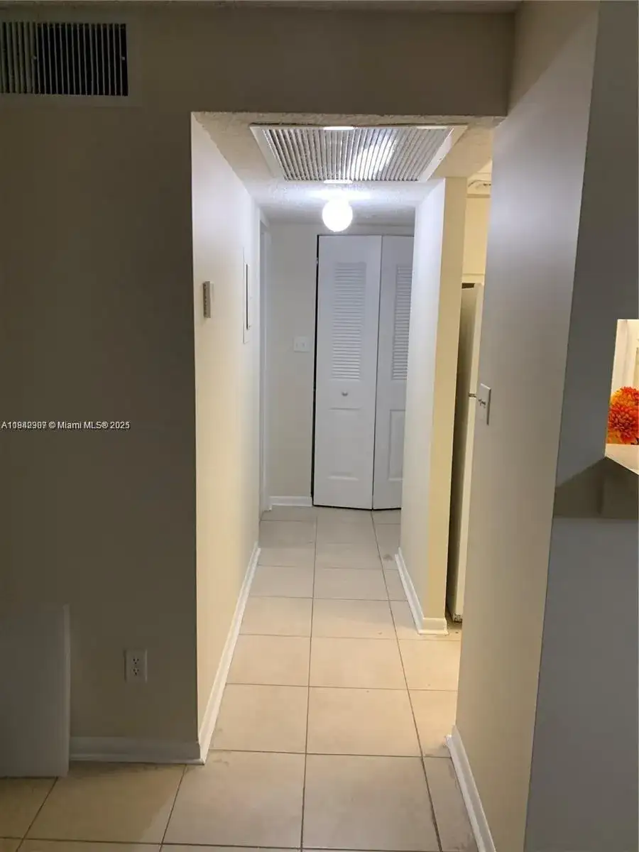 5831 Washington St # 45, Hollywood FL 33023 photo 3