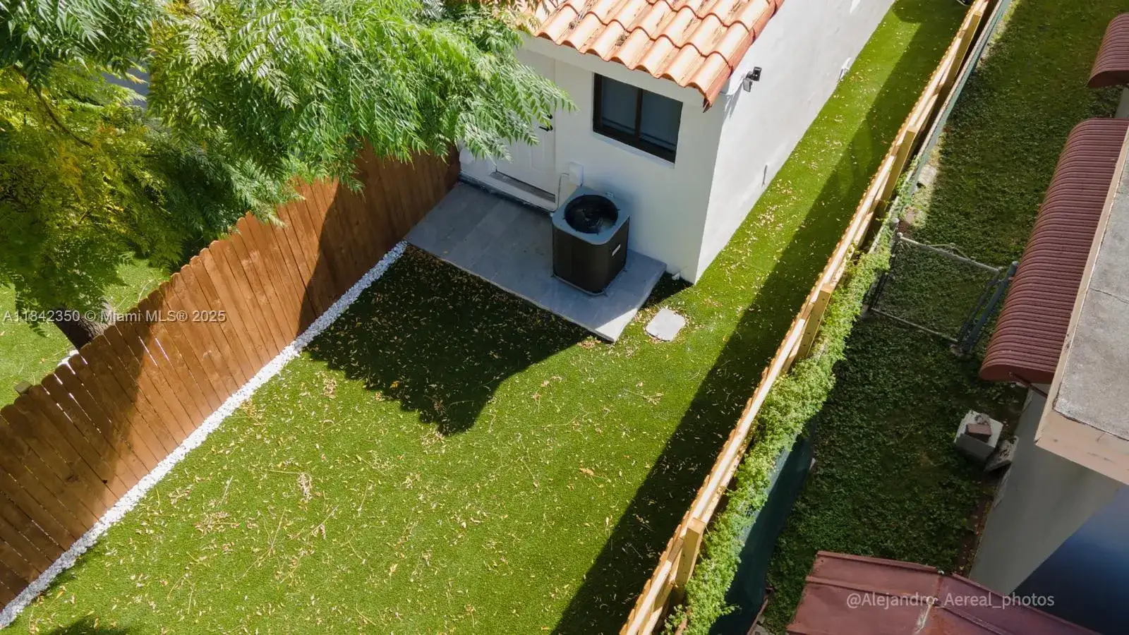 3045 SW 21st St, Miami FL 33145 photo 2