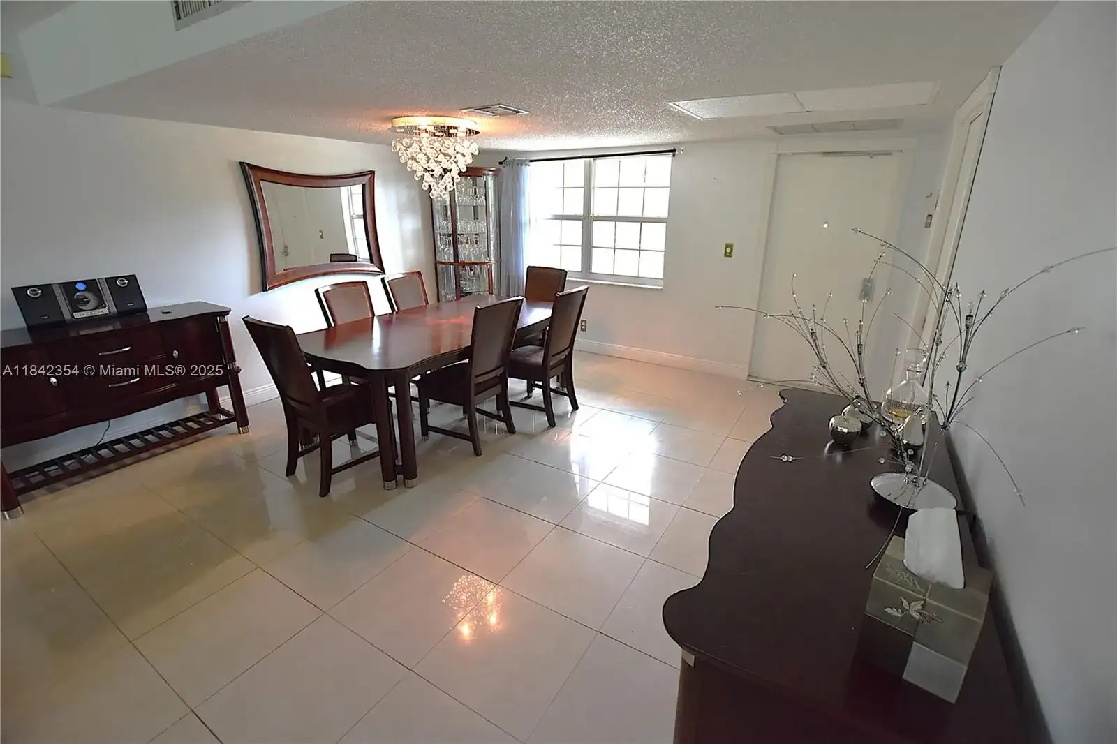 3800 Oaks Clubhouse Dr # 309, Pompano Beach FL 33069 photo 3