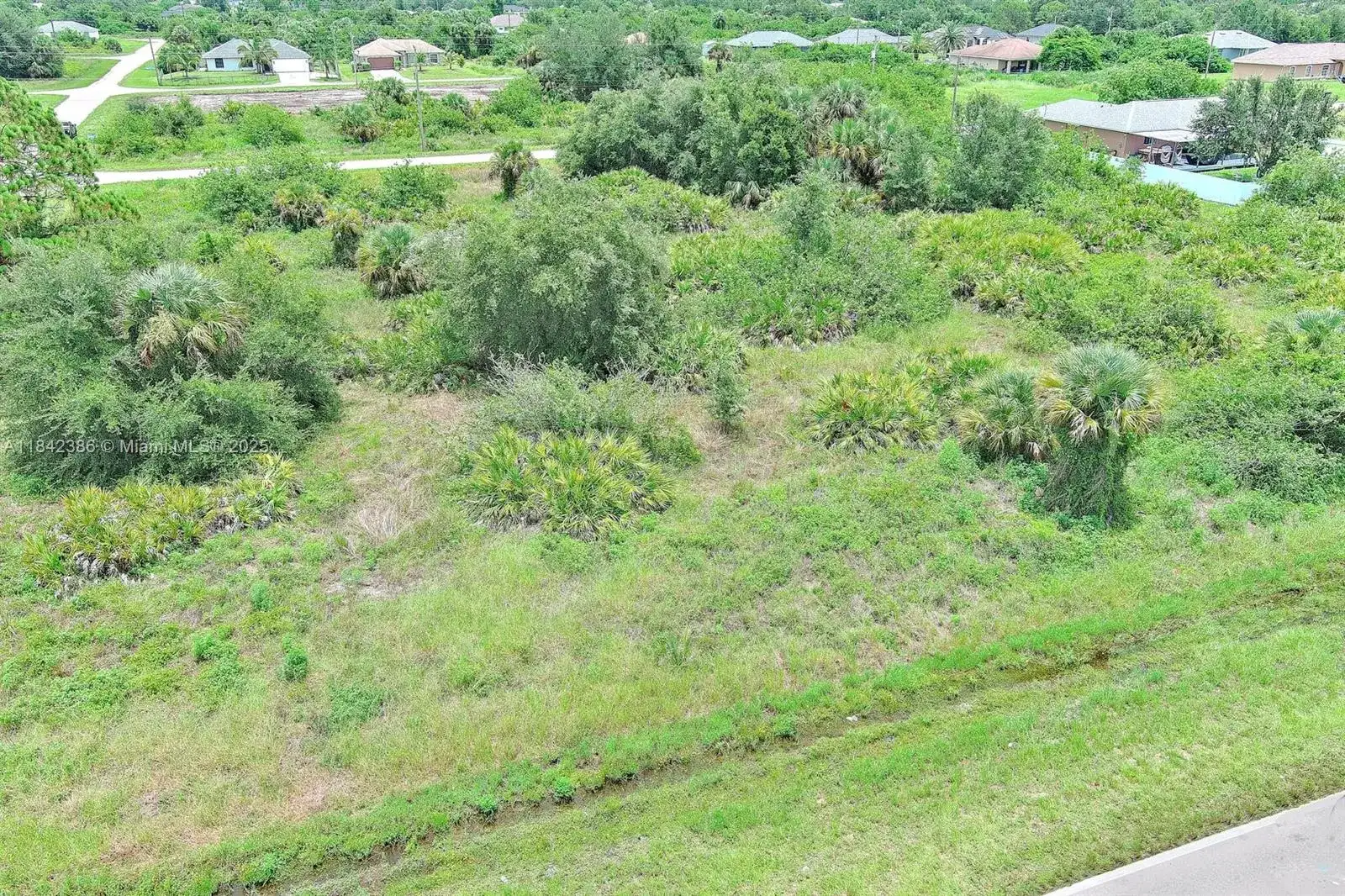 841 Milwaukee Blvd, Lehigh Acres FL 33974 photo 5
