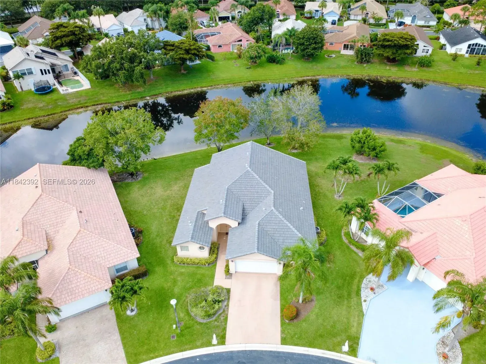 2549 Egret Lake Dr, Green Acres FL 33413 photo 3
