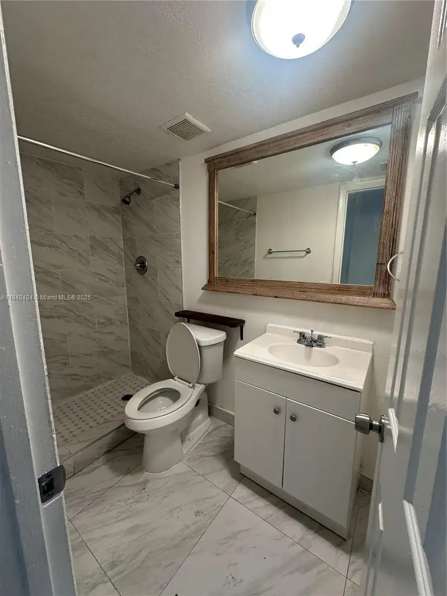 3901 NW 9th Ave # 2, Deerfield Beach FL 33064 photo 4