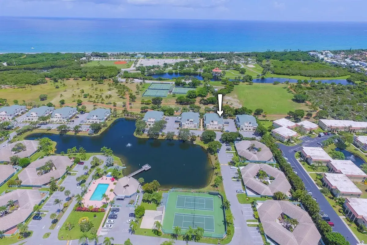 720 S Bella Vista Ct S # 20, Jupiter FL 33477