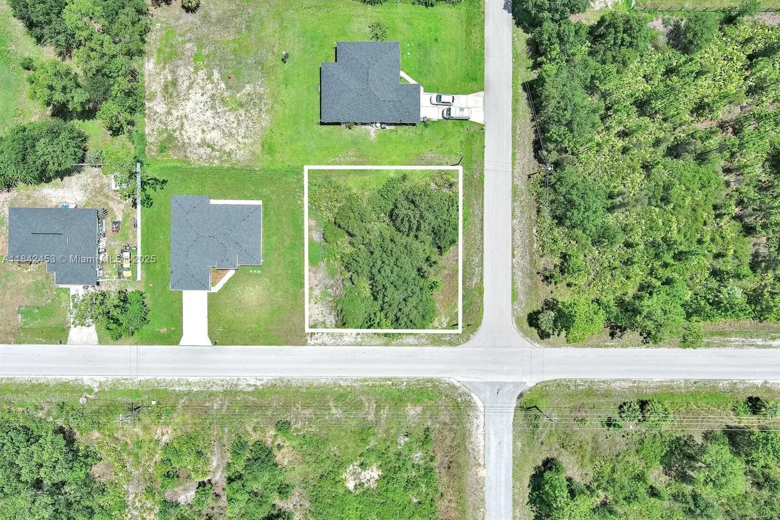 2500 E 10th St, Lehigh Acres FL 33936 photo 2