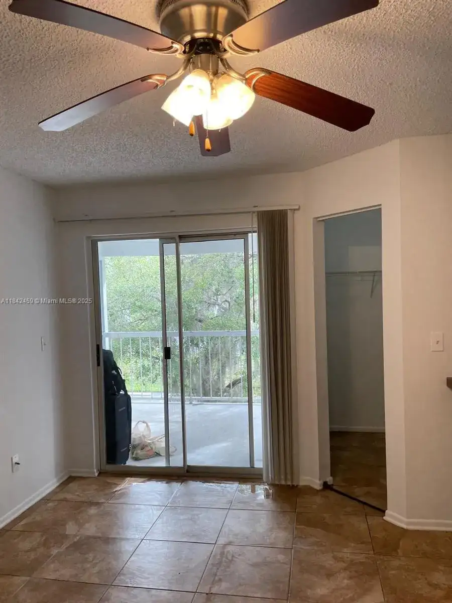 2569 Grassy Point Dr # 303, Other City - In The State Of Florida FL 32746 photo 4