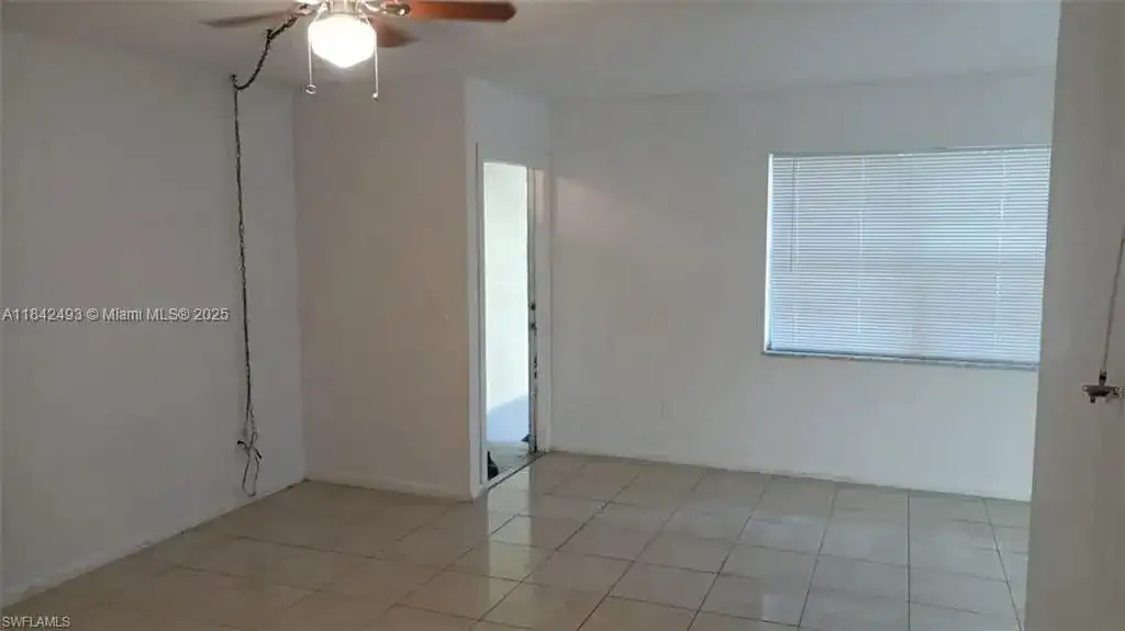 2524 Congress St # 4, Other City - In The State Of Florida FL 33901 photo 2