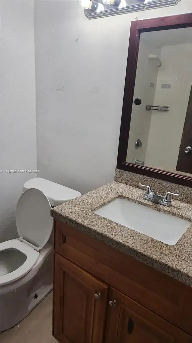 16450 NW 2nd Ave # 206, Miami FL 33169 photo 5