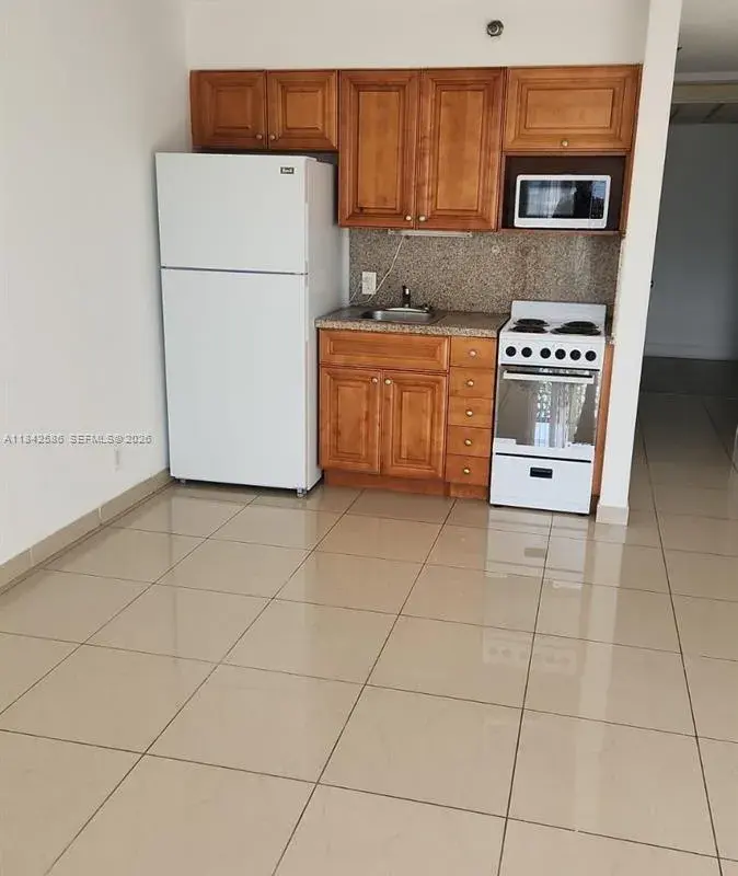 16450 NW 2nd Ave # 206, Miami FL 33169