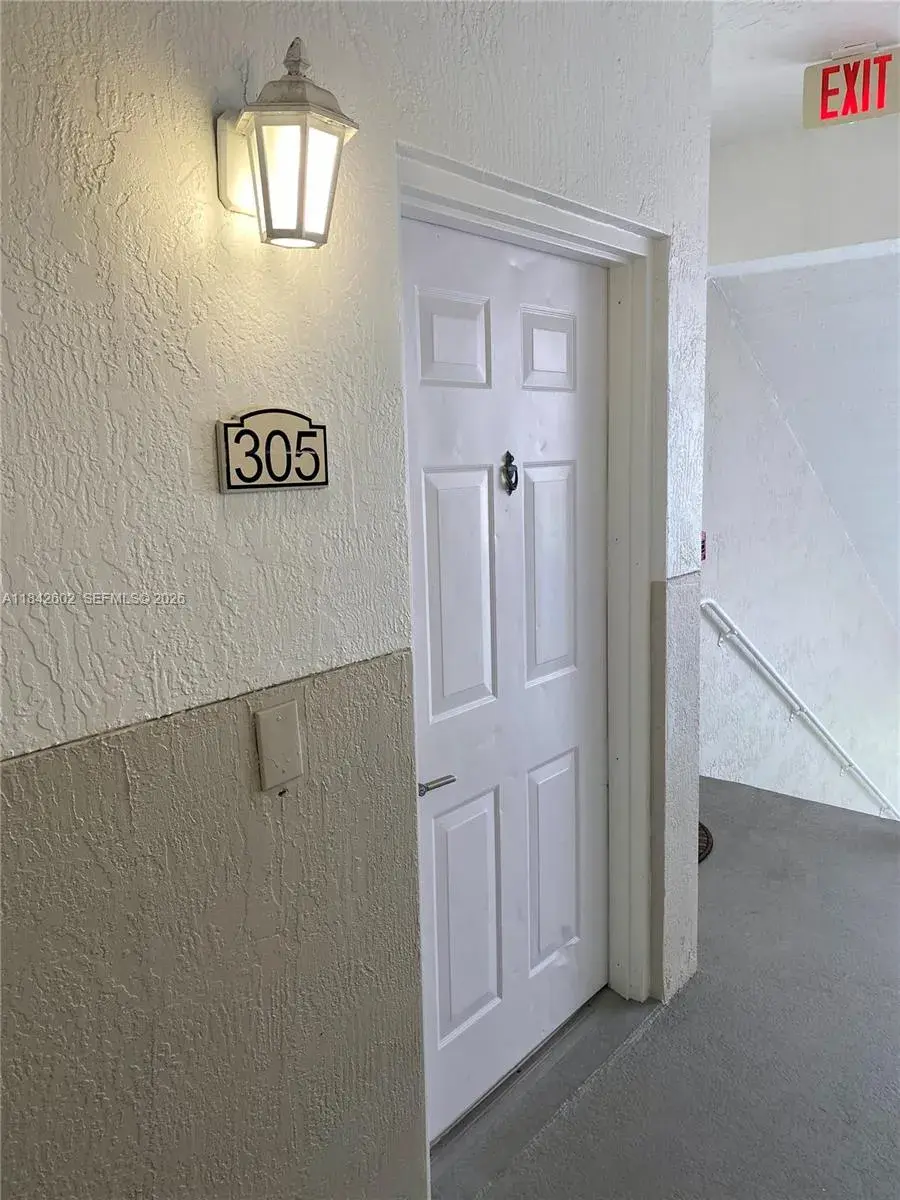 11032 Legacy Dr # 305, Palm Beach Gardens FL 33410