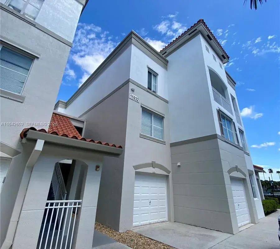 11032 Legacy Dr # 305, Palm Beach Gardens FL 33410