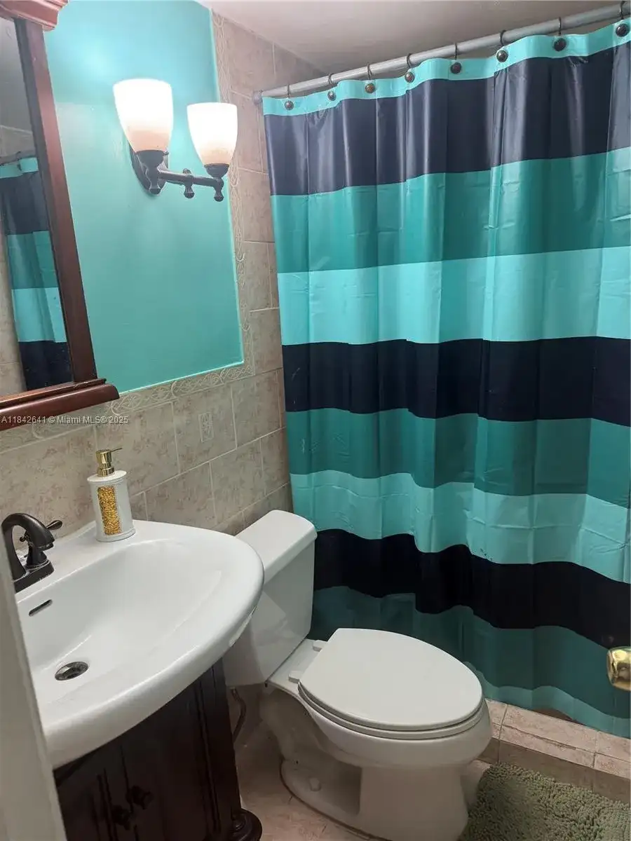 2740 W 63rd St # 107, Hialeah FL 33016 photo 5