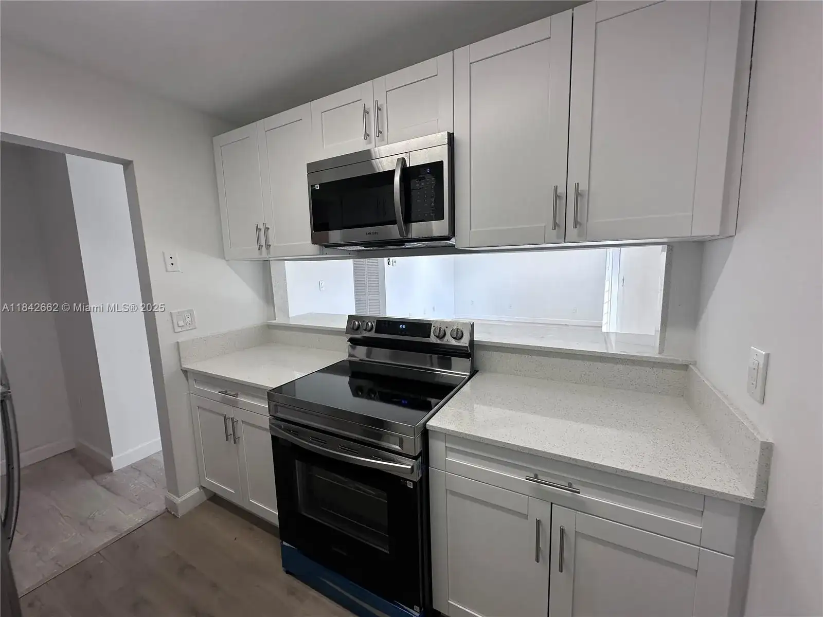 6090 W Flagler St # 408, Miami FL 33144 photo 2