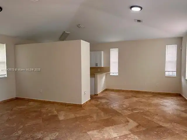 21733 Ingraham Ave Rd # 21733, Cutler Bay FL 33190 photo 3