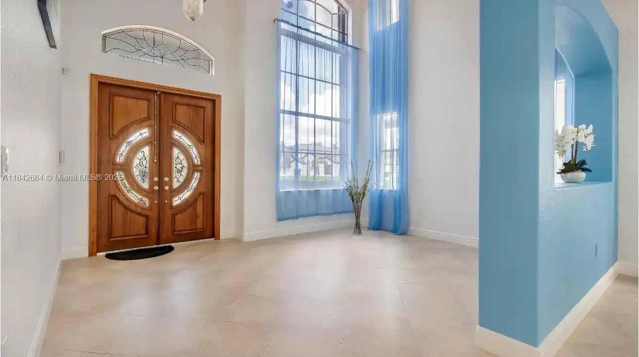 1421 SW 153rd Path, Miami FL 33194 photo 4