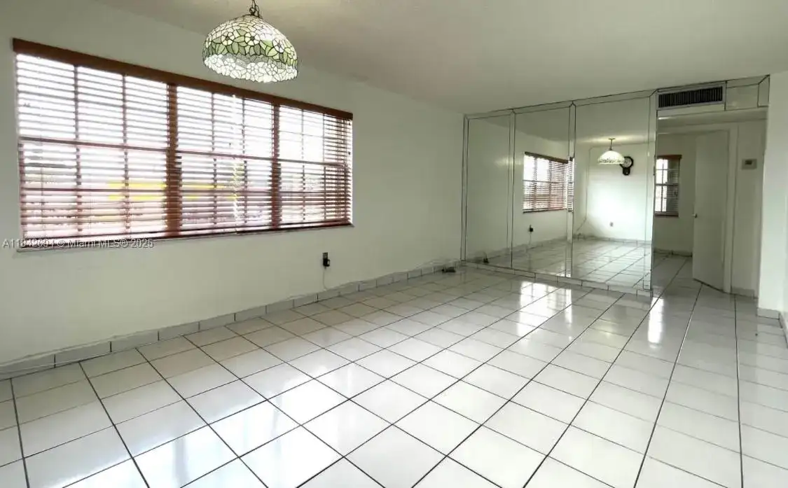 6575 W 4th Ave # 311, Hialeah FL 33012 photo 3