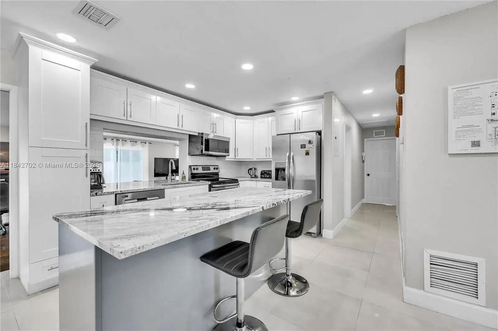 2631 NE 19th, Pompano Beach FL 33062 photo 4
