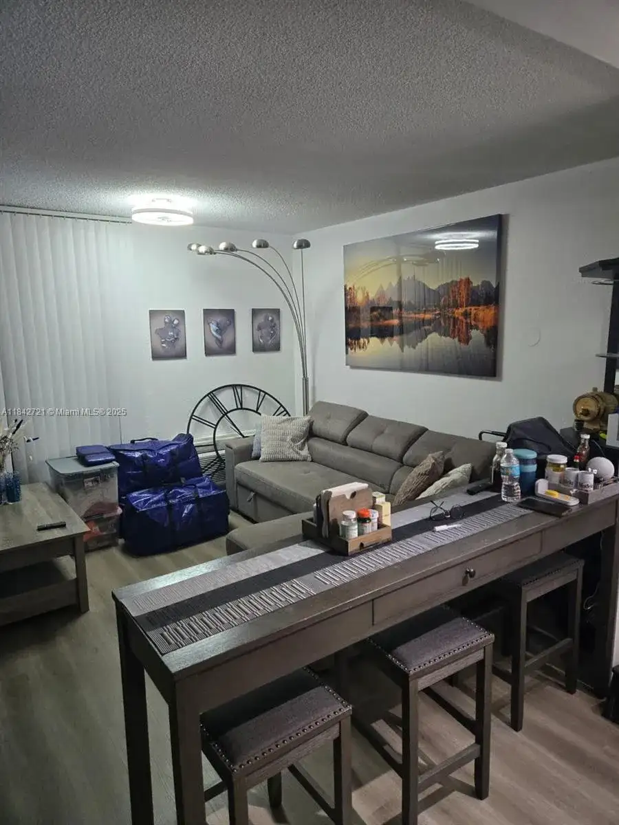 16450 NW 2nd Ave # 310, Miami FL 33169 photo 2