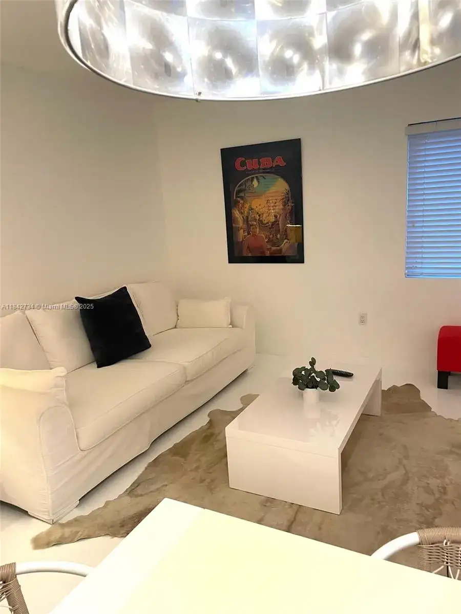 1616 Euclid Ave # 14, Miami Beach FL 33139 photo 4