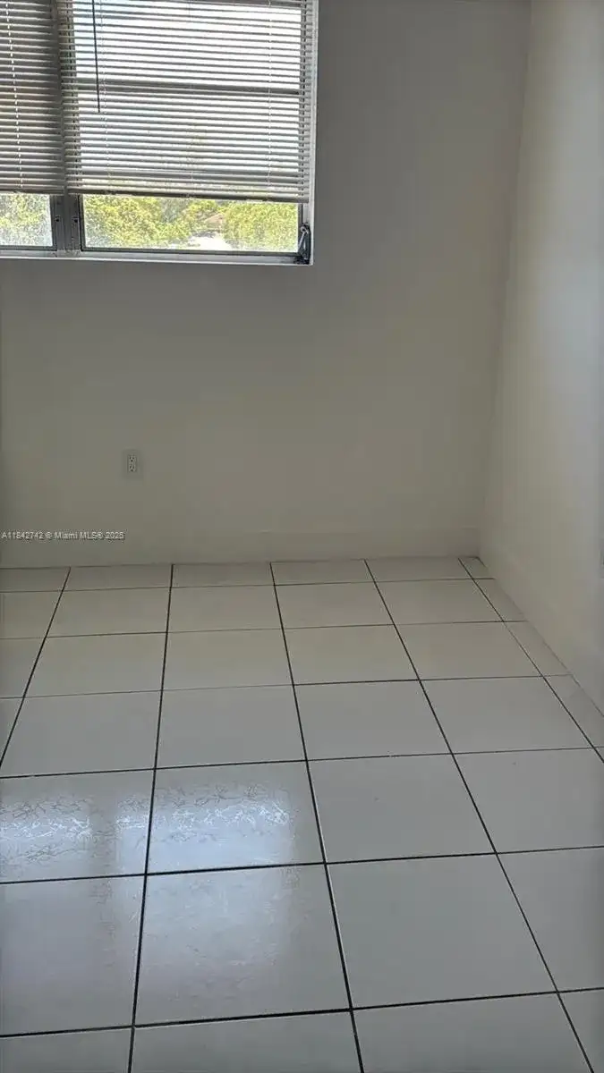1475 NE 125th Ter # 414K, North Miami FL 33161 photo 4