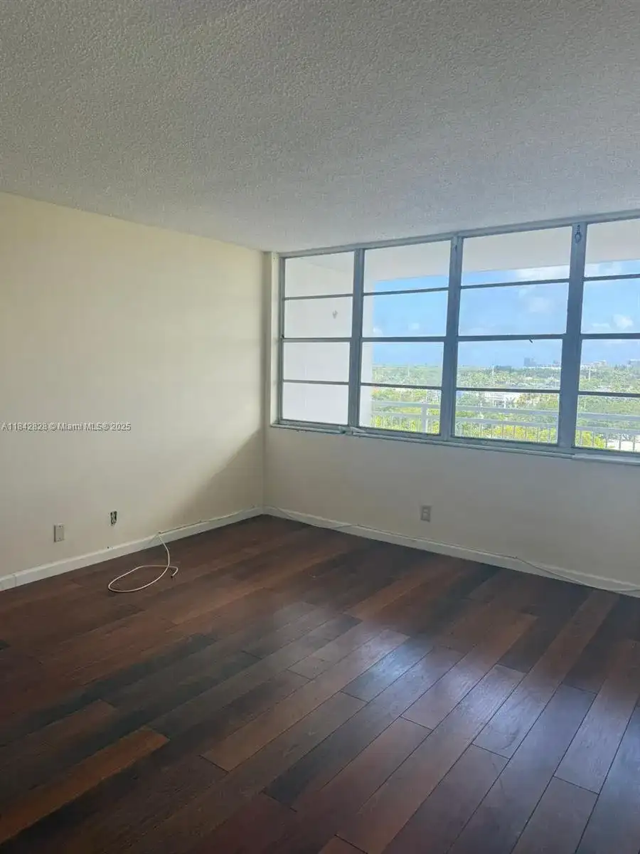 2025 NE 164th St # 818, North Miami Beach FL 33162 photo 5