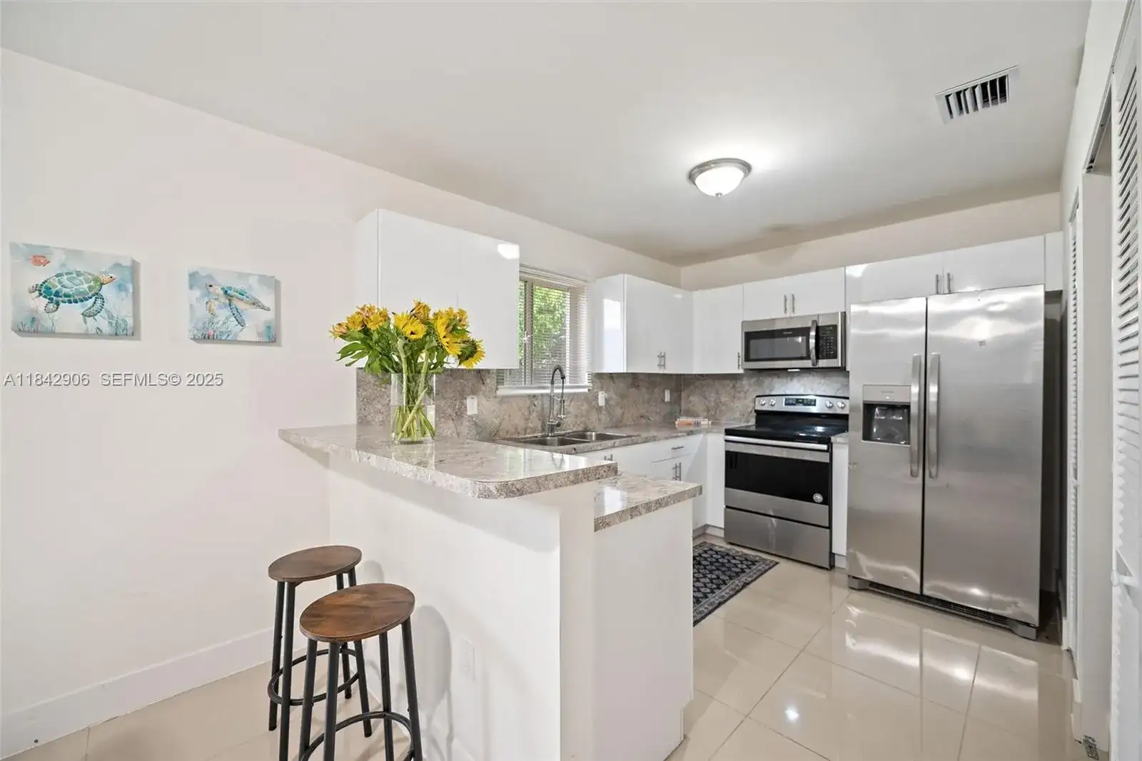 6723 NW 6th Ave, Miami FL 33150 photo 2