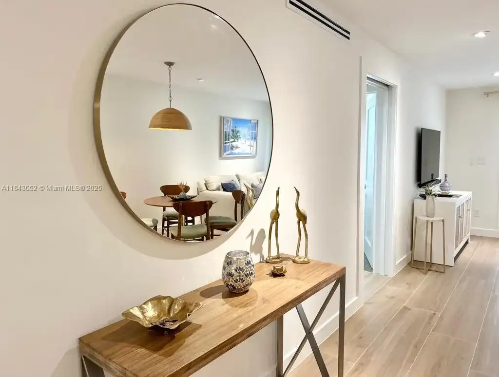 72 S 7 # 112, Naples FL 34102