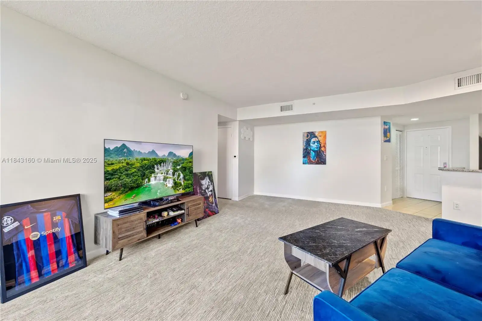 19501 W Country Club Dr # 2106, Aventura FL 33180